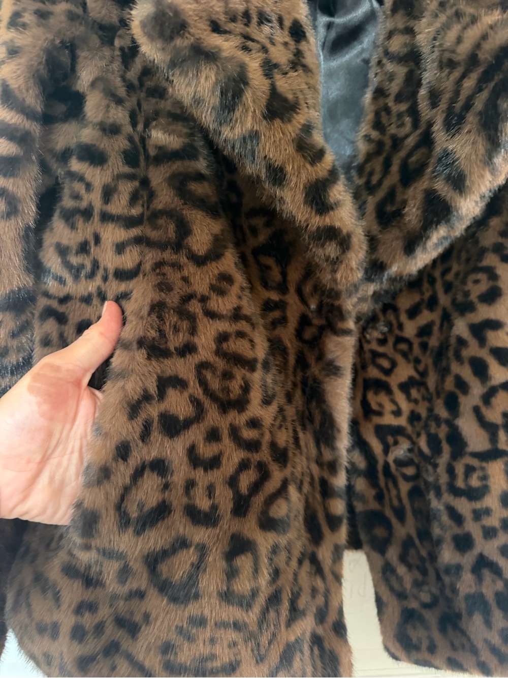 Laundry by Shelli Segal Leopard Faux-Fur Jacket - Brown size large - Picture 7 of 8